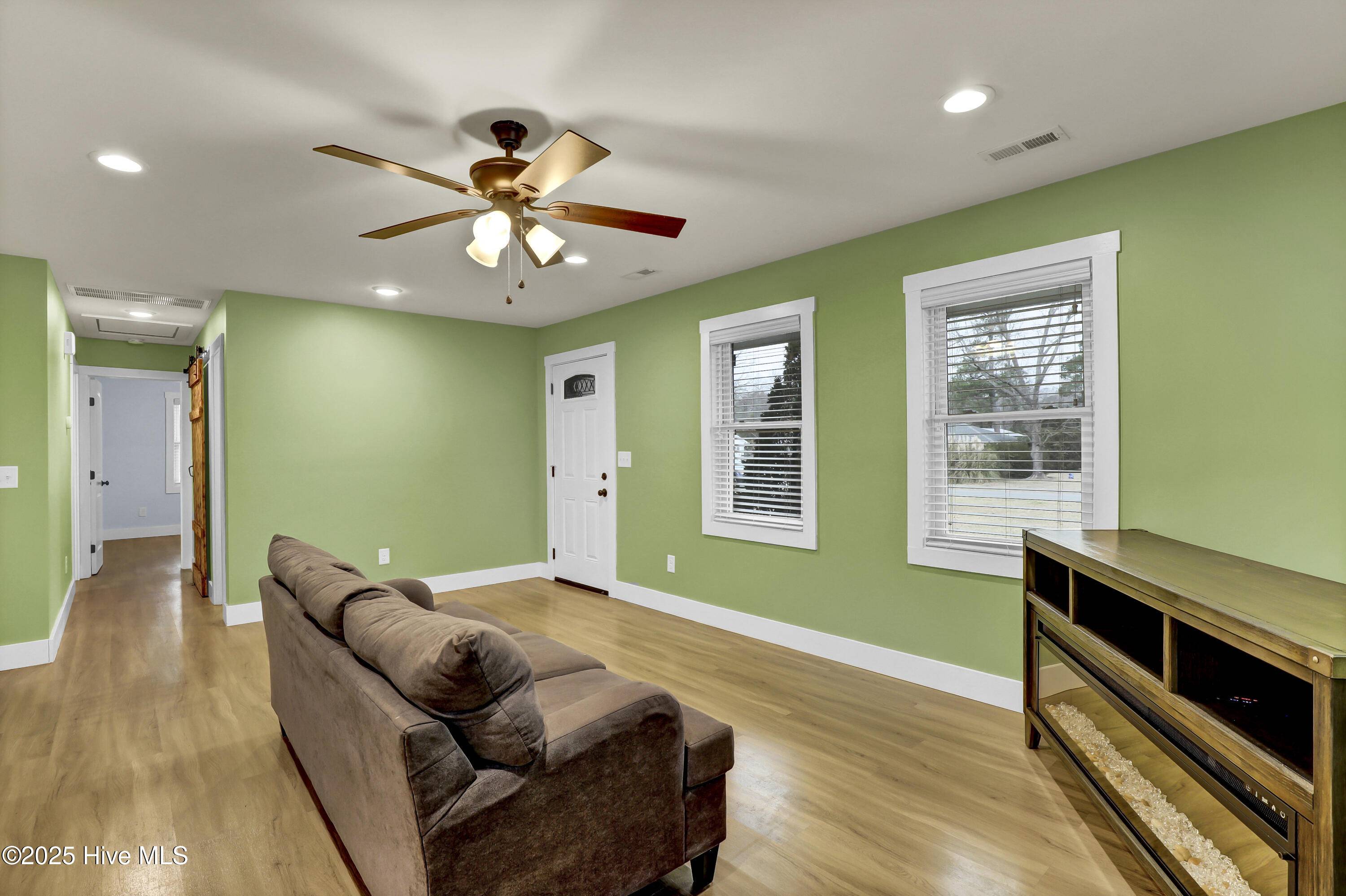 Castle Hayne, NC 28429,129 Whitman AVE