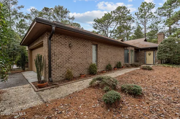 Pinehurst, NC 28374,170 Midland DR