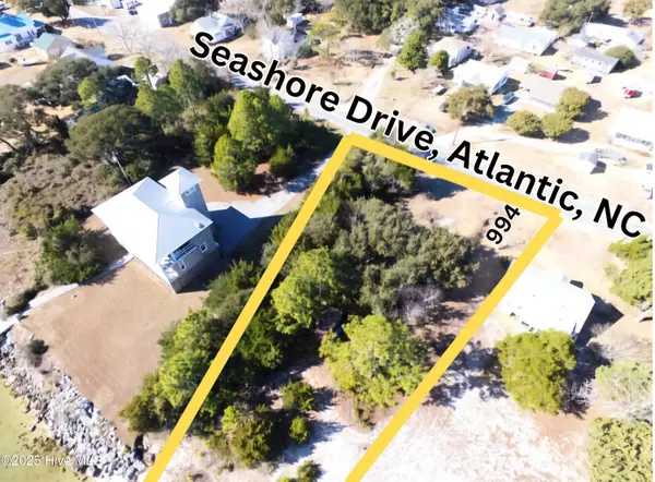 Atlantic, NC 28511,994 Seashore Dr DR