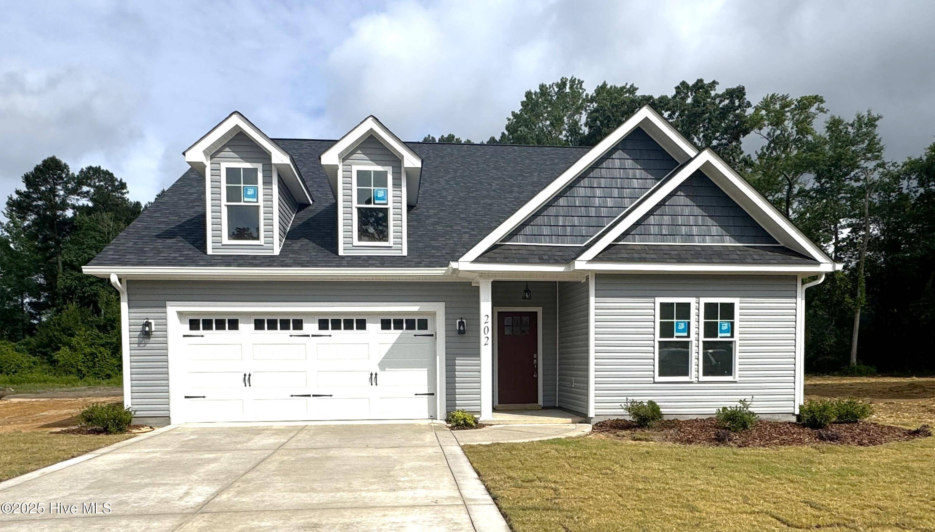 202 Forester DR, Vass, NC 28394