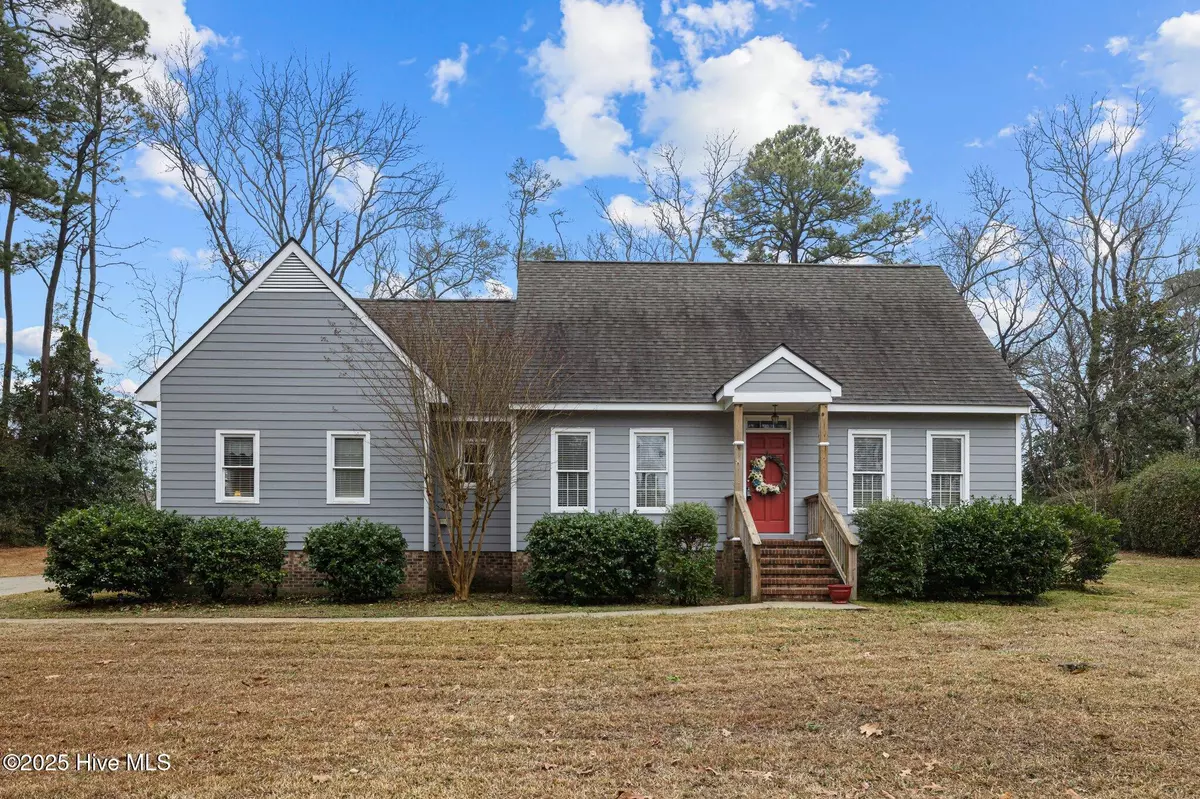 Morehead City, NC 28557,5115 Webb ST
