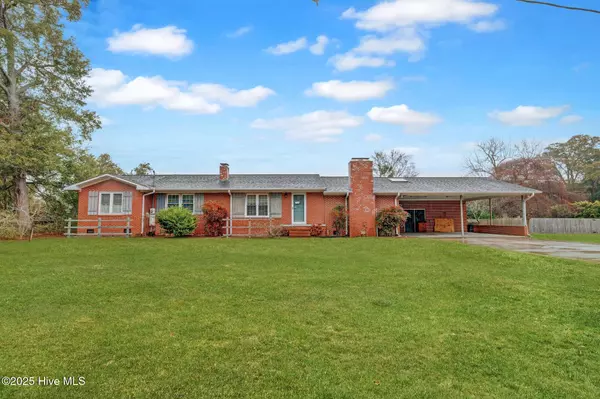 Wilmington, NC 28403,5303 Greenleaf DR