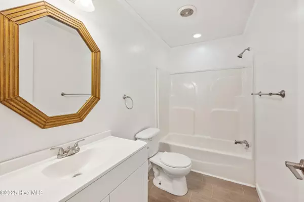 Riegelwood, NC 28456,4066 General Howe HWY