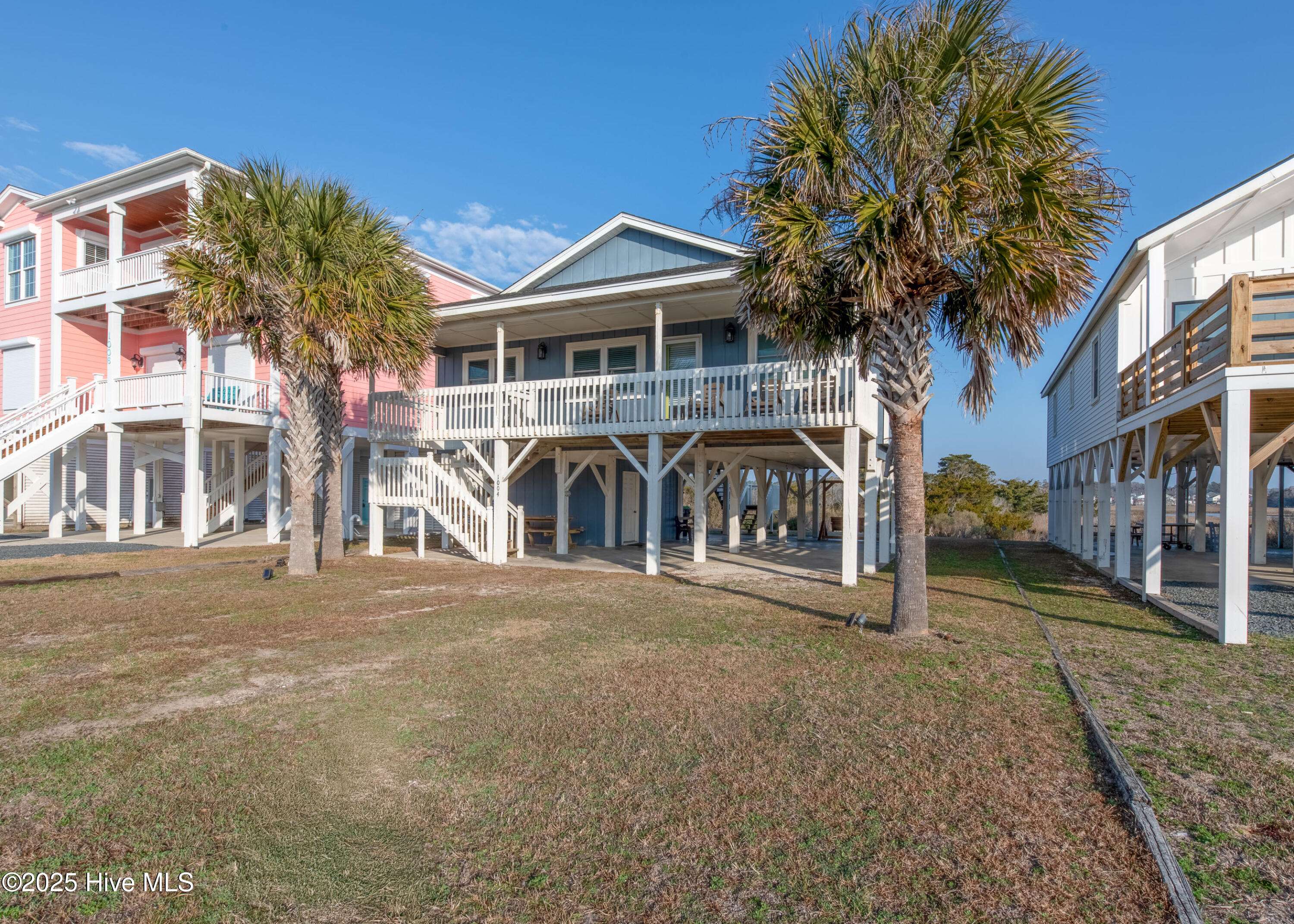 Holden Beach, NC 28462,1004 Ocean BLVD W