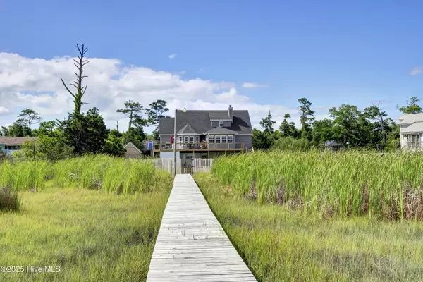 Emerald Isle, NC 28594,7308 Canal DR