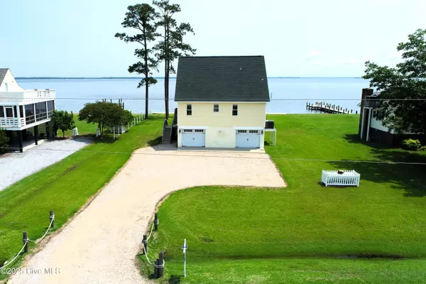 Belhaven, NC 27810,622 Norfleet Shores RD