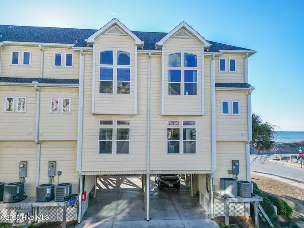 1701 N Shore DR #Unit B, Surf City, NC 28445