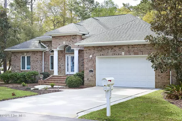 Supply, NC 28462,207 Clubhouse DR SW