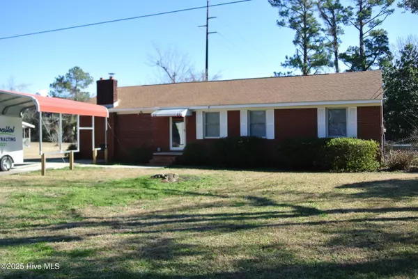 Beaufort, NC 28516,213 Russell ST