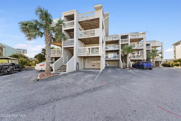 1801 Canal DR #Unit D2, Carolina Beach, NC 28428