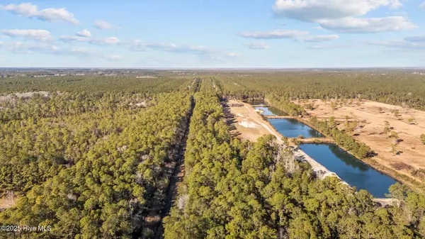 Gloucester, NC 28528,220 Kings WAY