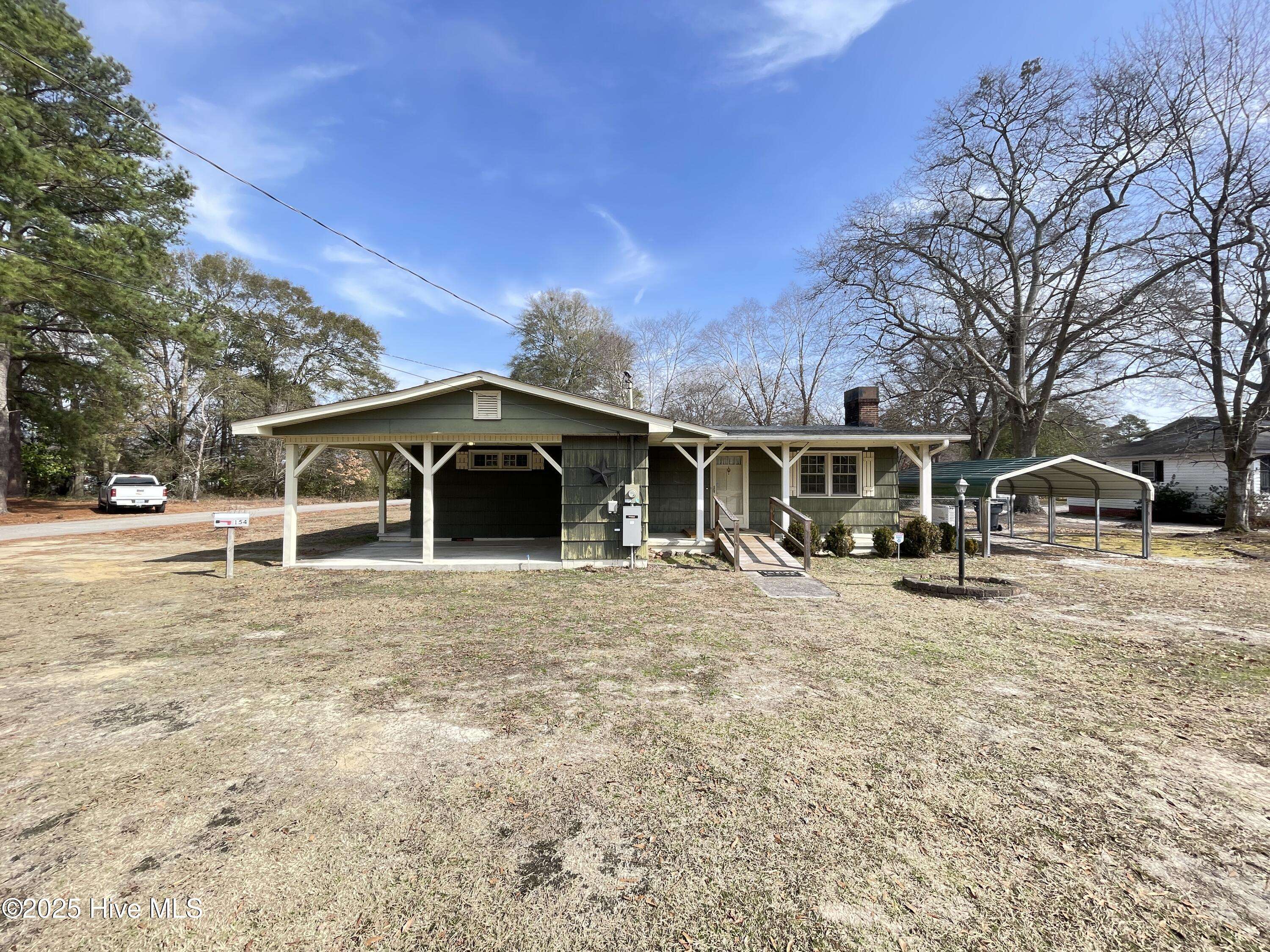 Garland, NC 28441,154 Carter AVE