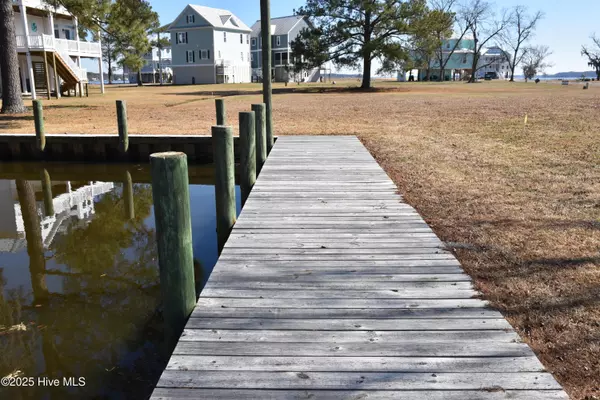 Chocowinity, NC 27817,61 Maritime CT