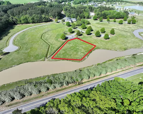 Hertford, NC 27944,35 Palomino CT