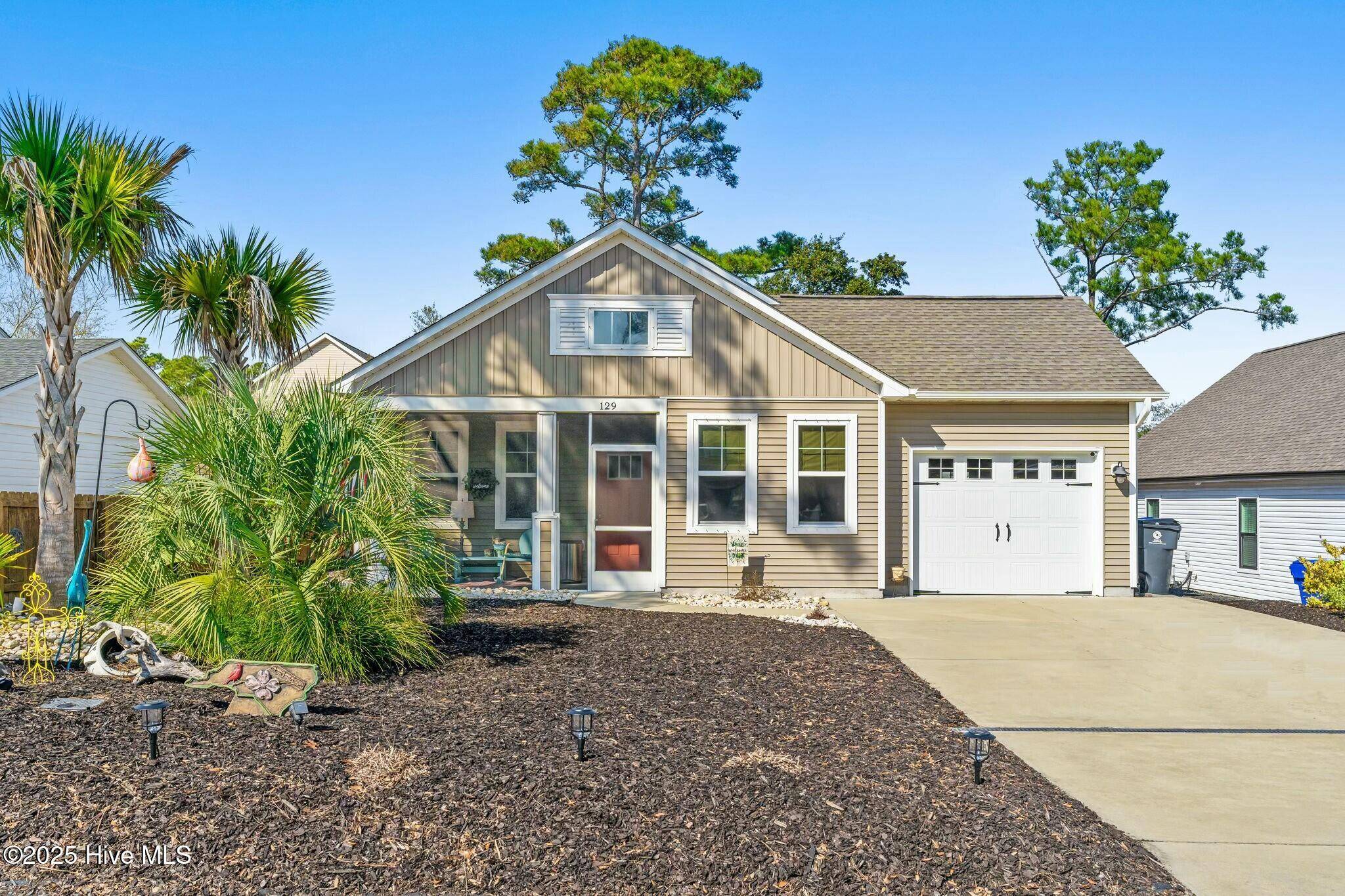 129 NE 23rd ST, Oak Island, NC 28465