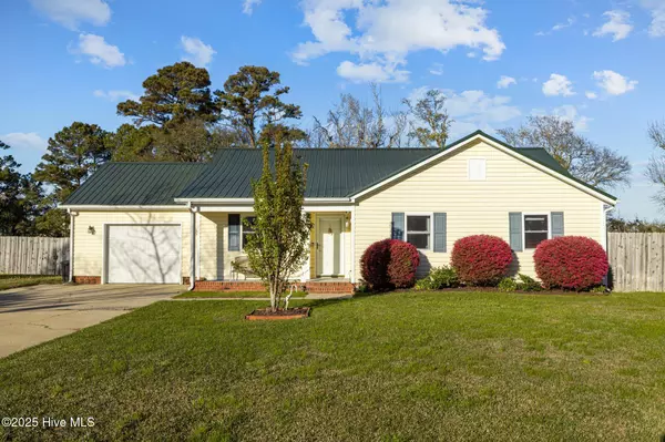 Morehead City, NC 28557,1810 Paulette RD