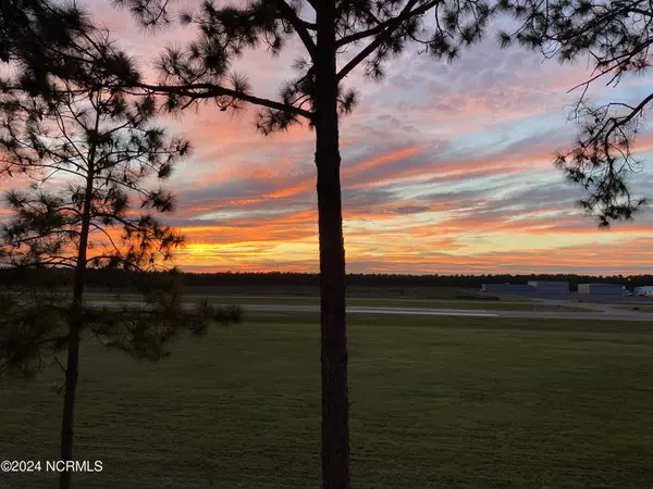 Southport, NC 28461,4100 Marsh Grove LN #4304