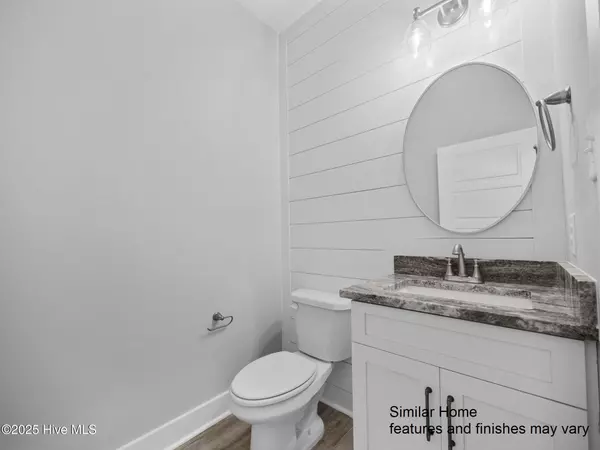 Hubert, NC 28539,300 E Ivybridge DR