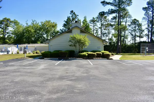 Calabash, NC 28467,108 Boundaryline DR NW