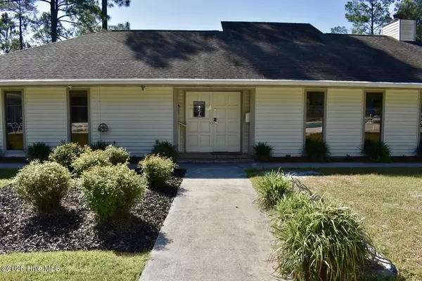 Calabash, NC 28467,108 Boundaryline DR NW