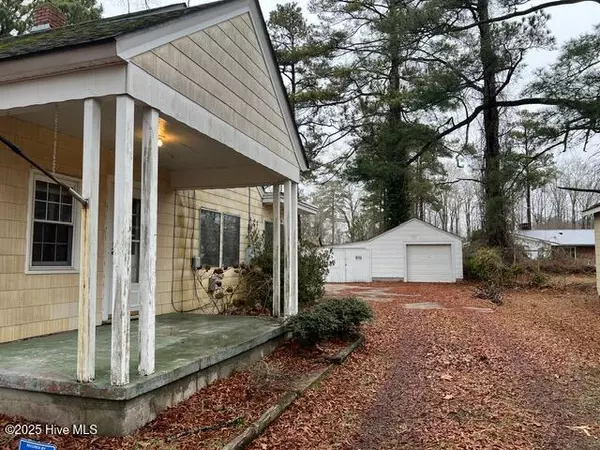 Plymouth, NC 27962,211 West AVE