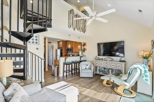 North Topsail Beach, NC 28460,886 New River Inlet RD #41