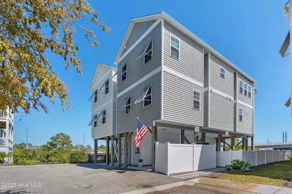 210b Bridgeview CT #B,  Surf City,  NC 28445