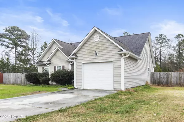 Chinquapin, NC 28521,304 Big Tree LN