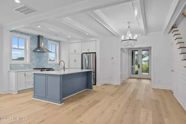 Morehead City, NC 28557,504 N 25th ST