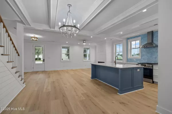 Morehead City, NC 28557,504 N 25th ST