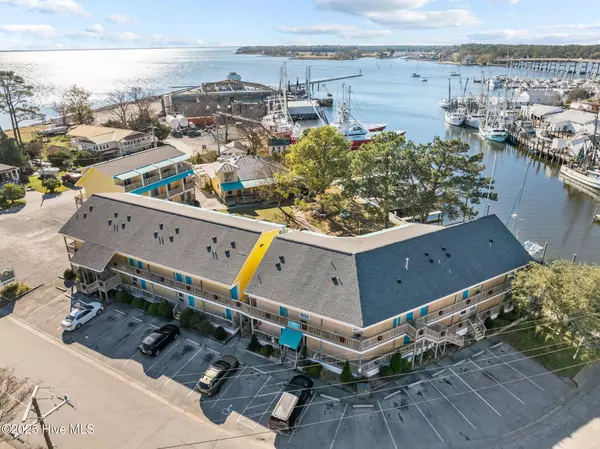 305 South AVE ## 33, Oriental, NC 28571