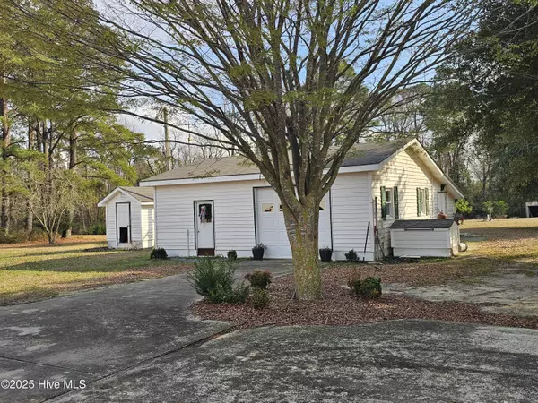 Clinton, NC 28328,178 Westbrook RD