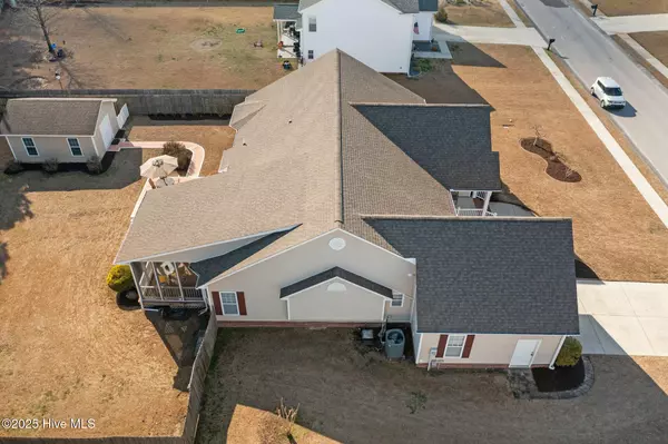 Swansboro, NC 28584,109 Cormorant DR