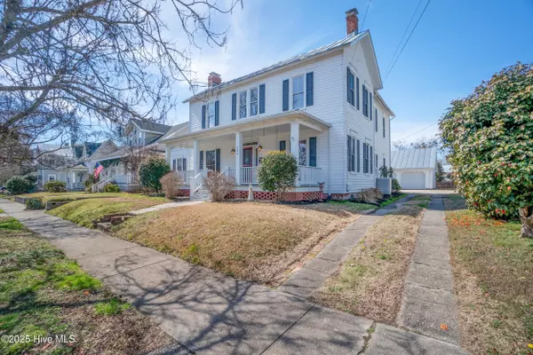 Edenton, NC 27932,302 S Oakum ST
