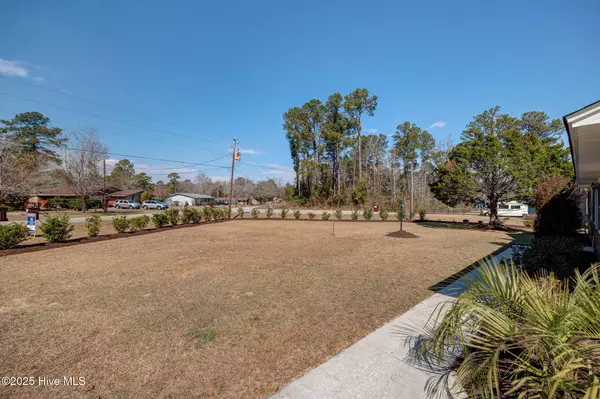 Castle Hayne, NC 28429,214 Deerfield RD