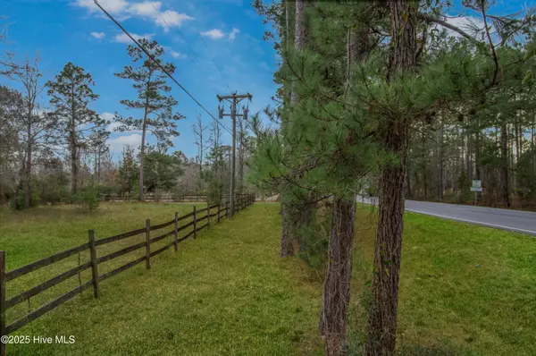 Hubert, NC 28539,503 Nc-172