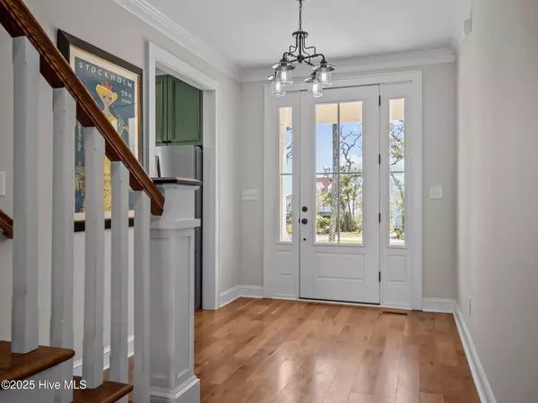 Harkers Island, NC 28531,130 Maxwell DR