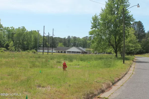 Williamston, NC 27892,200 Santree DR