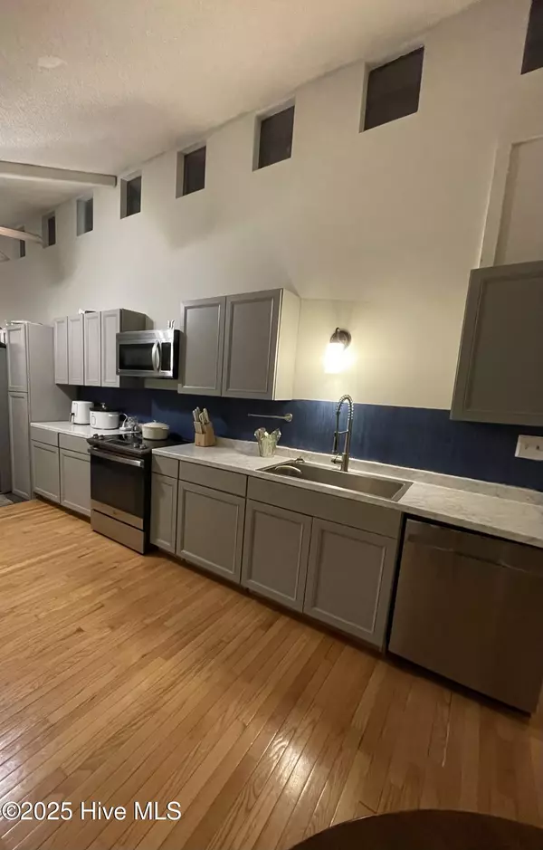 Hertford, NC 27944,110-114 Whitetail CT