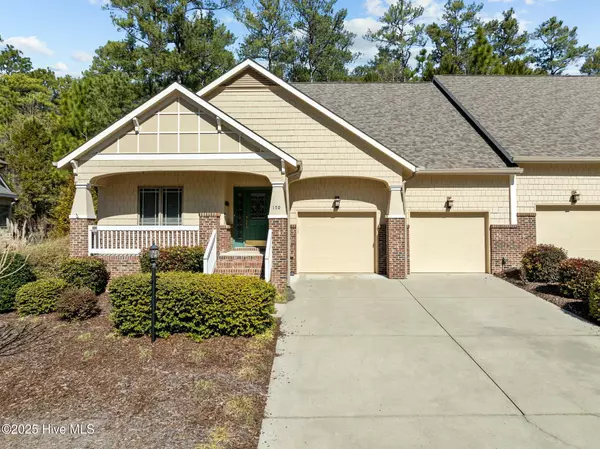 170 Lamplighter Village DR,  Pinehurst,  NC 28374