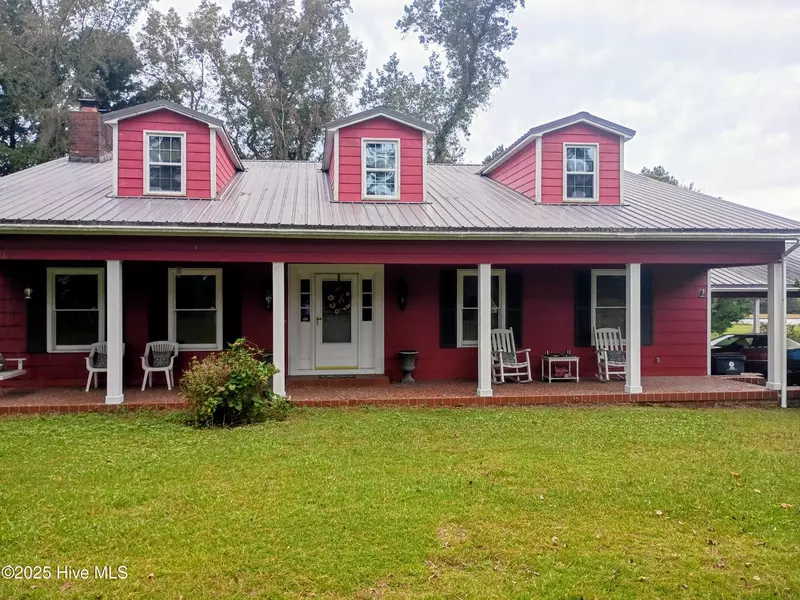 2391 Bill Hooks RD, Whiteville, NC 28472