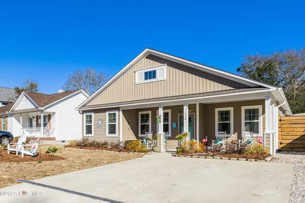 Oak Island, NC 28465,154 NE 9th ST