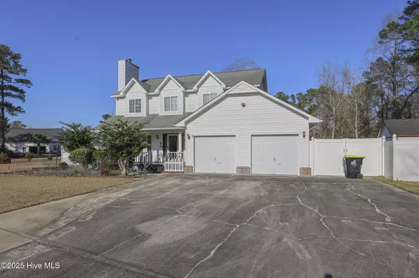 101 Carriage CT, Jacksonville, NC 28540