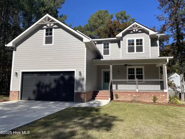 859 Blue Bird DR, Vass, NC 28394