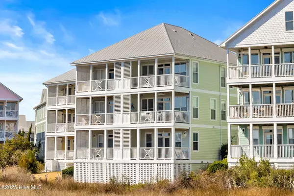 Carolina Beach, NC 28428,115 Green Turtle LN