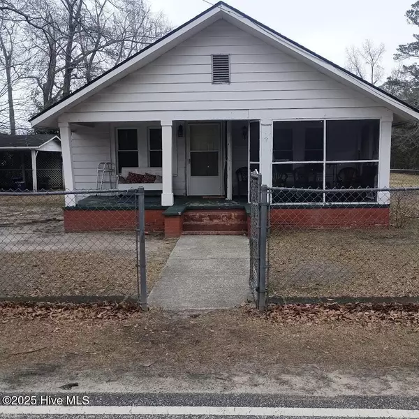 107 Lovette RD, Lumberton, NC 28358