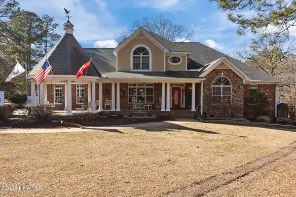 163 Filly LN, Raeford, NC 28376