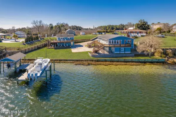 Hubert, NC 28539,225 Great Neck HL