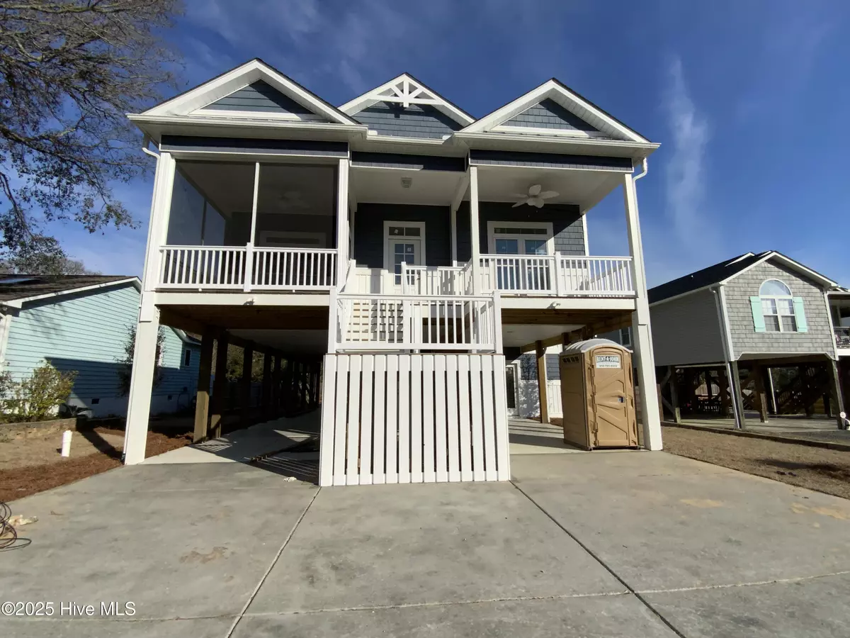 Oak Island, NC 28465,116 SE 12th ST