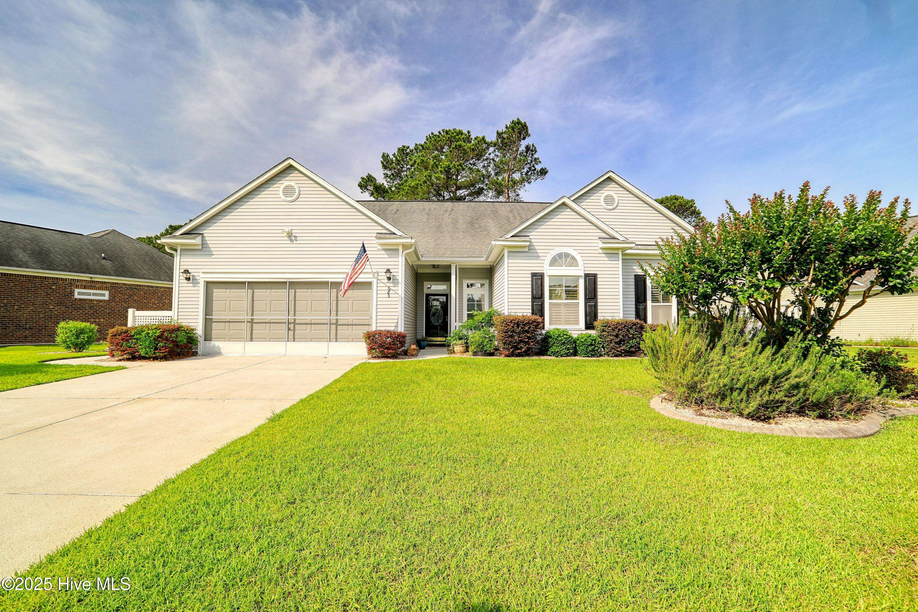 685 Meadowbrook LN NW, Calabash, NC 28467